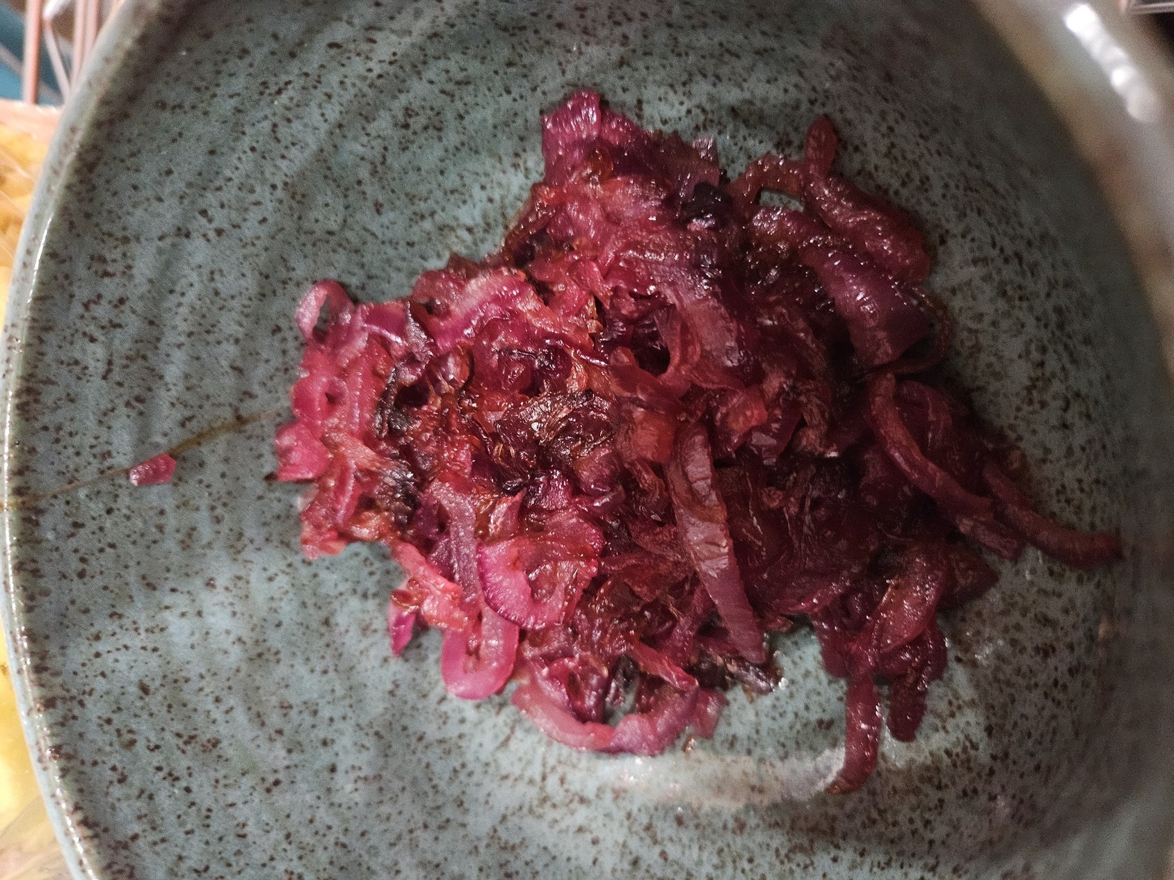 A picture of jammy red onions